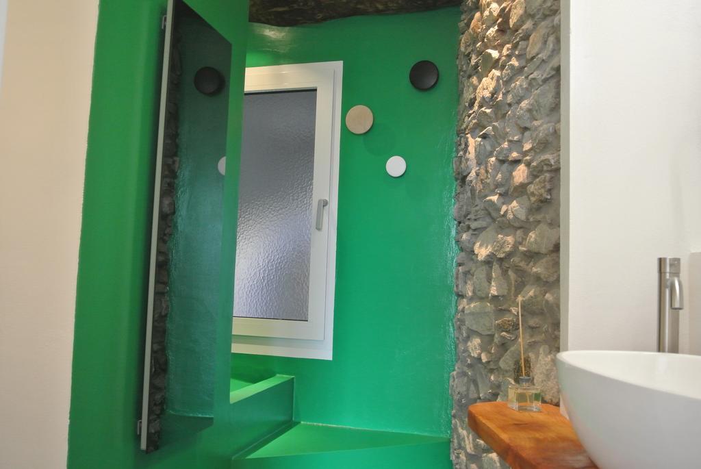 A Ca Balade In Design Apartman Miglieglia Szoba fotó